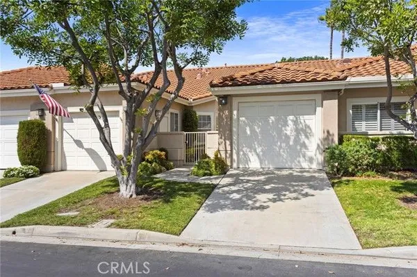 Property Slideshow image 2 of 43 | 28927 paseo caravella, Mission Viejo, CA, 92692