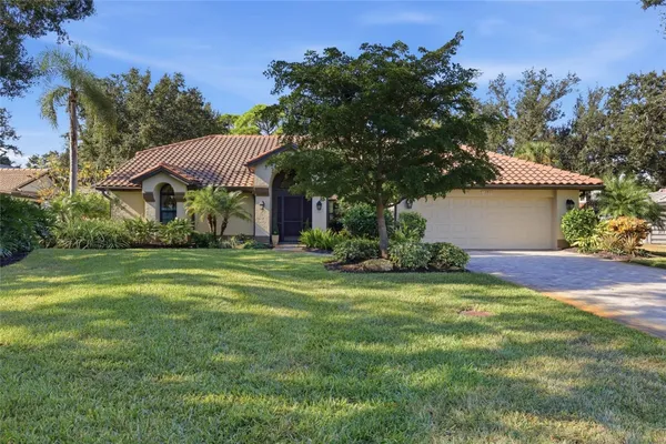 Property Slideshow image 2 of 74 | 1690 pine harrier cir, Sarasota, FL, 34231