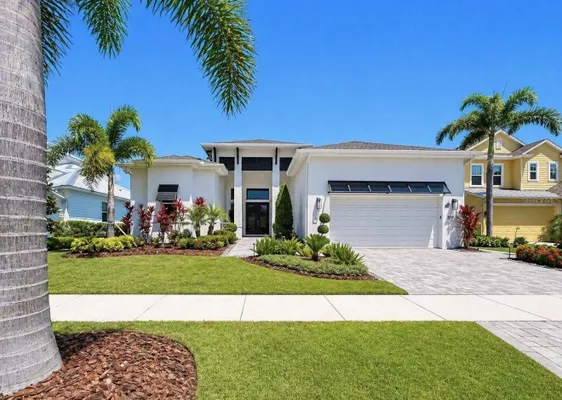 Property Slideshow image 3 of 86 | 5605 seagrass pl, Apollo Beach, FL, 33572