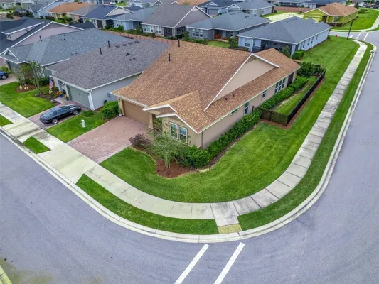 Property Slideshow image 2 of 37 | 5672 nw 40th pl, Ocala, FL, 34482