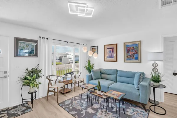 Property Slideshow image 3 of 30 | 10131 43rd way n # 2, Pinellas Park, FL, 33782