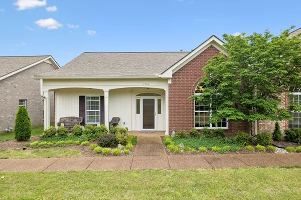 Property Slideshow image 2 of 51 | 7110 sunrise cir, Franklin, TN, 37067