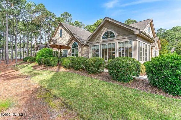 Property Slideshow image 2 of 47 | 109 essex pl, Southern Pines, NC, 28387