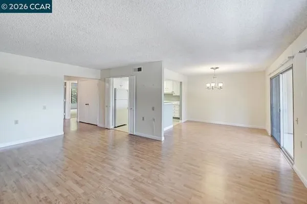 Property Slideshow image 3 of 37 | 1400 canyonwood ct 6, Walnut Creek, CA, 94595