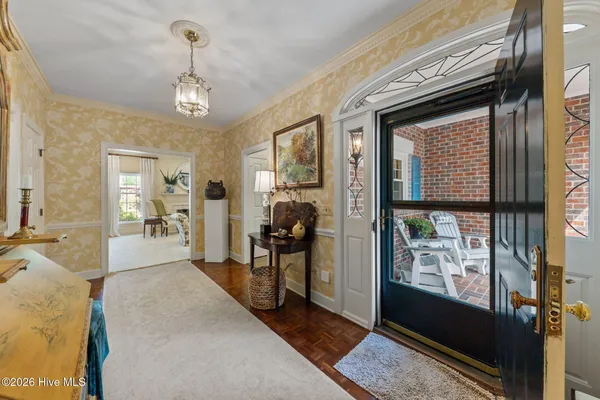 Property Slideshow image 2 of 52 | 35 courtney pl, Southern Pines, NC, 28387