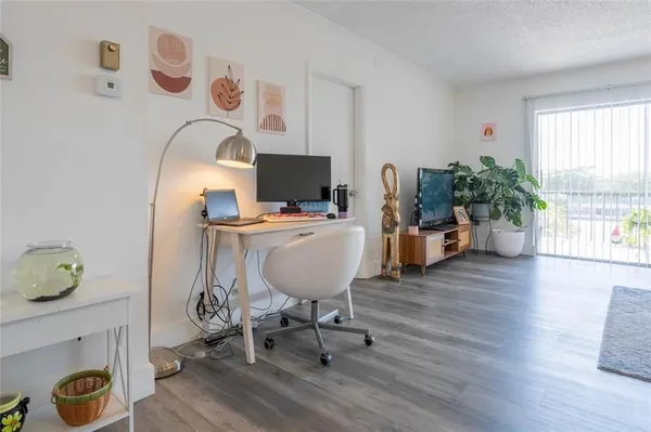 Property Slideshow image 3 of 31 | 1000 country club dr 403, Margate, FL, 33063