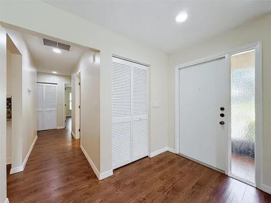 Property Slideshow image 3 of 52 | 3068 e dorchester dr, Palm Harbor, FL, 34684