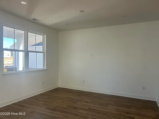 Property Slideshow image 2 of 40 | 409 starship run, Wilmington, NC, 28412