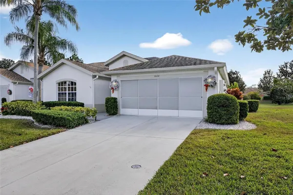 Property Slideshow image 2 of 76 | 1024 new winsor loop # 1024, Sun City Center, FL, 33573