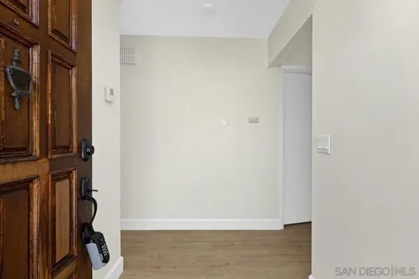 Property Slideshow image 3 of 36 | 12631 paseo del verano 64, San Diego, CA, 92128