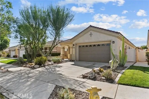 Property Slideshow image 3 of 36 | 5675 corte benisa, Hemet, CA, 92545