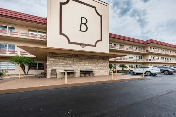 Property Slideshow image 2 of 30 | 3010 59th st 303, Gulfport, FL, 33707