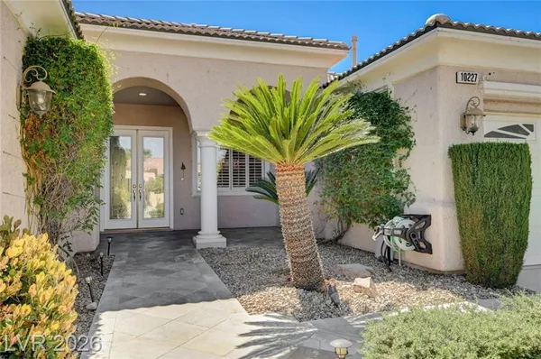 Property Slideshow image 2 of 62 | 10227 donde ave, Las Vegas, NV, 89135