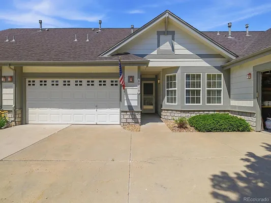 Property Slideshow image 3 of 29 | 8219 s winnipeg ct, Aurora, CO, 80016