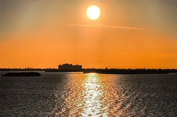 Property Slideshow image 2 of 41 | 634 edgewater dr 849, Dunedin, FL, 34698