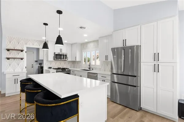 Property Slideshow image 2 of 52 | 9701 buckhorn dr, Las Vegas, NV, 89134