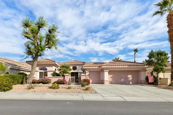 Property Slideshow image 2 of 40 | 78108 foxbrook ln, Palm Desert, CA, 92211