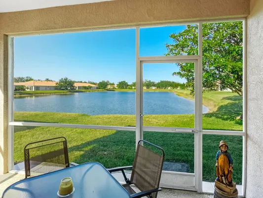 Property Slideshow image 2 of 54 | 4127 cascade falls dr, Sarasota, FL, 34243