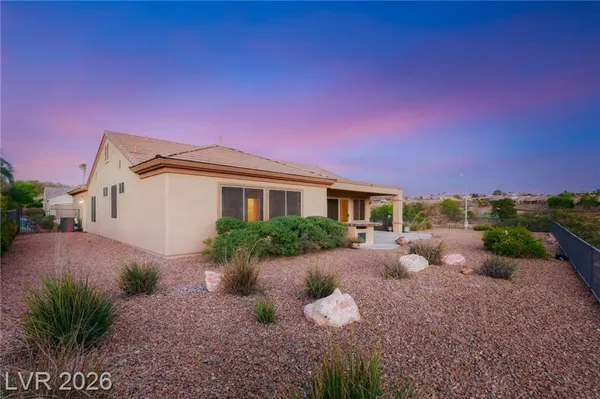Property Slideshow image 2 of 62 | 1899 morganton dr, Henderson, NV, 89052
