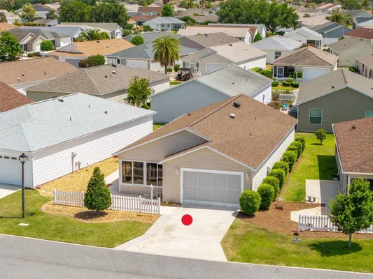 Property Slideshow image 3 of 50 | 1814 hallandale ln, The Villages, FL, 32162