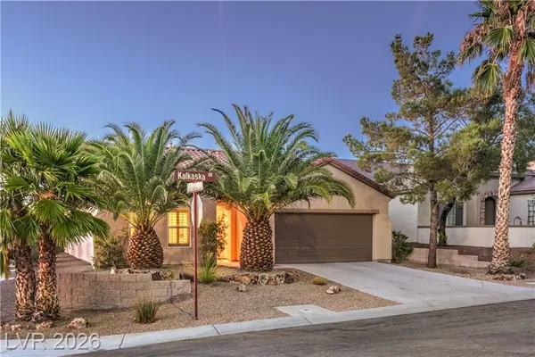 Property Slideshow image 2 of 35 | 2372 kalkaska dr, Henderson, NV, 89044