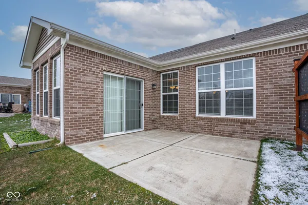 Property Slideshow image 3 of 36 | 8801 twain ln, Indianapolis, IN, 46239