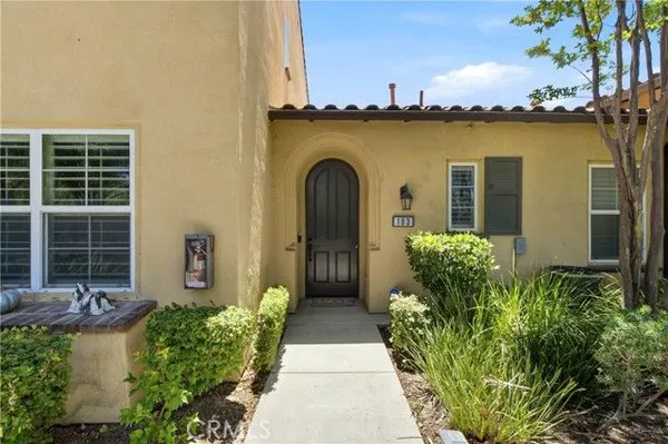 Property Slideshow image 2 of 36 | 4300 owens st 103, Corona, CA, 92883