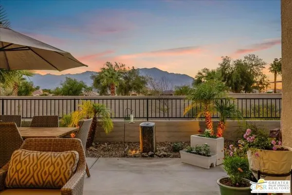 Property Slideshow image 2 of 31 | 70 cork tree, Rancho Mirage, CA, 92270