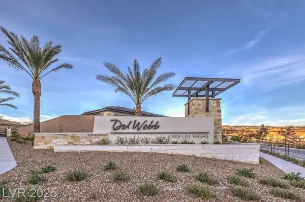 Property Slideshow image 2 of 48 | 70 lake bluff ct, Henderson, NV, 89011