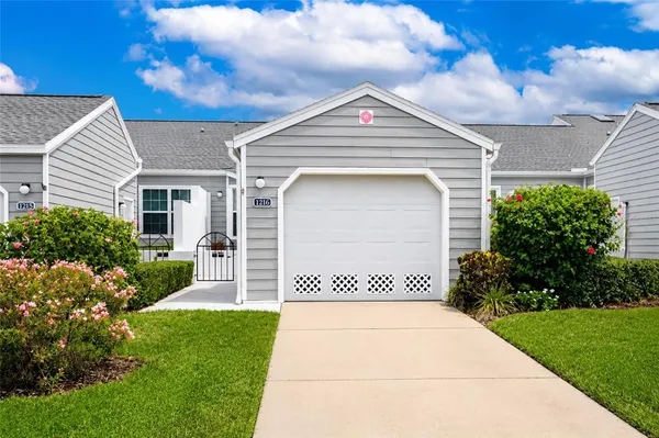 Property Slideshow image 2 of 56 | 1216 spoonbill landings cir, Bradenton, FL, 34209