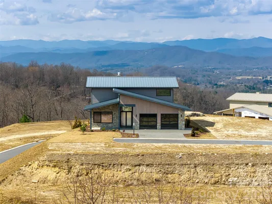 Property Slideshow image 2 of 48 | 24 s watchman dr 10 & 11, Hendersonville, NC, 28791