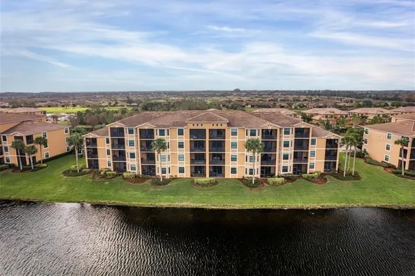 Property Slideshow image 2 of 38 | 6515 grand estuary trl 305, Bradenton, FL, 34212