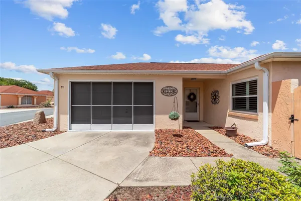 Property Slideshow image 3 of 49 | 911 medira dr, Lady Lake, FL, 32159