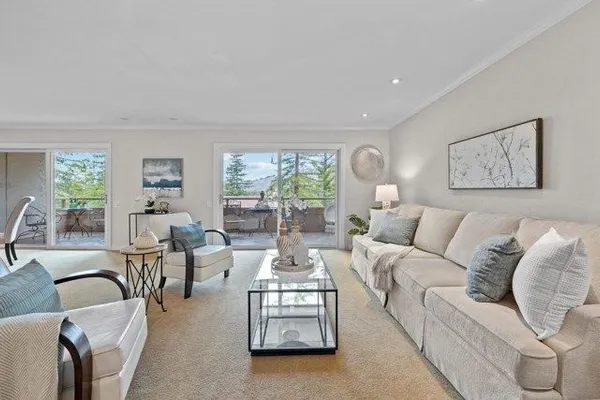 Property Slideshow image 3 of 42 | 1129 avenida sevilla 5b, Walnut Creek, CA, 94595