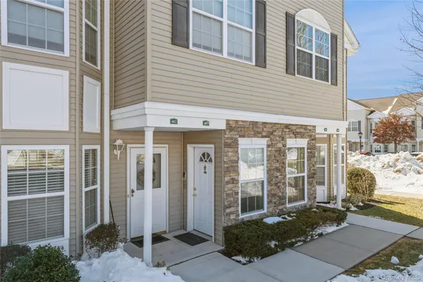 Property Slideshow image 3 of 29 | 403 autumn dr, Hempstead, NY, 11554