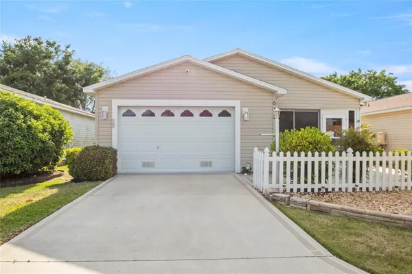 Property Slideshow image 3 of 57 | 672 richland rd, The Villages, FL, 32162