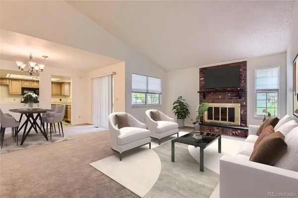 Property Slideshow image 2 of 27 | 13940 e linvale pl, Aurora, CO, 80014