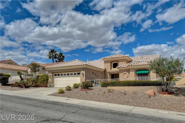 Property Slideshow image 3 of 74 | 10400 willamette pl, Las Vegas, NV, 89134