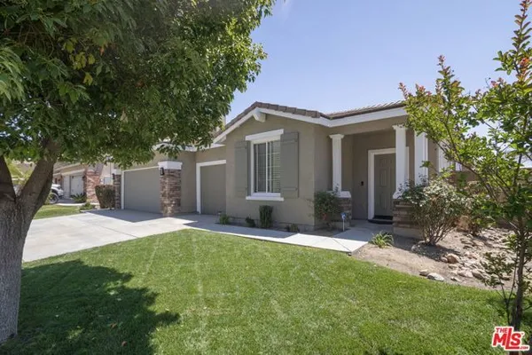 Property Slideshow image 2 of 38 | 27705 bluff vista way, Menifee, CA, 92584