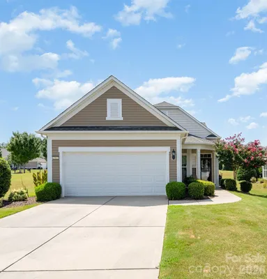 Property Slideshow image 3 of 39 | 23023 whimbrel cir, Fort Mill, SC, 29707