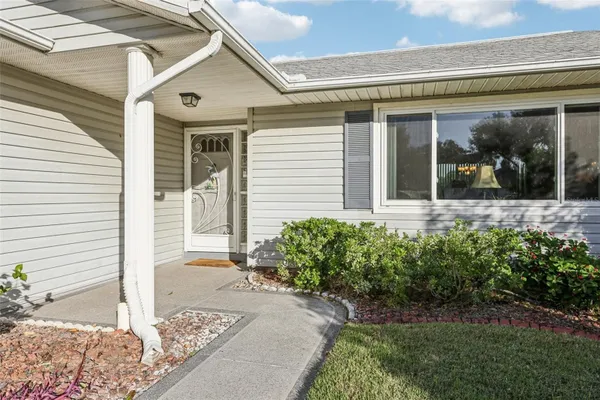 Property Slideshow image 3 of 27 | 26209 newcombe cir, Leesburg, FL, 34748