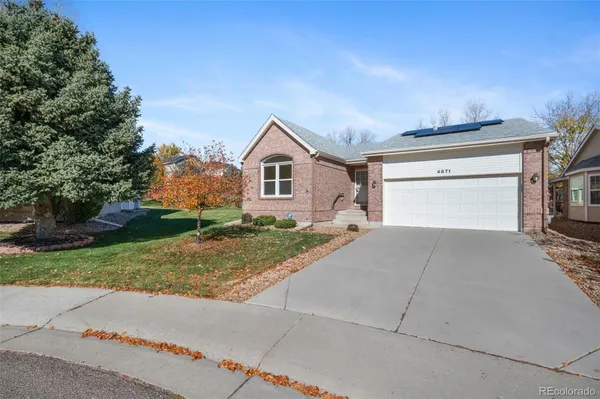 Property Slideshow image 2 of 47 | 4871 greenwich dr, Highlands Ranch, CO, 80130