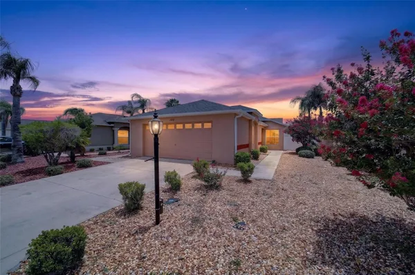 Property Slideshow image 2 of 48 | 308 almeria st, The Villages, FL, 32162