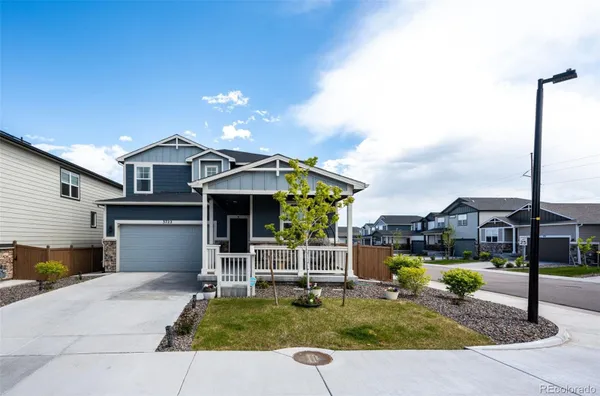 Property Slideshow image 3 of 44 | 3722 sandy vista trl, Castle Rock, CO, 80104