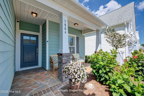 Property Slideshow image 3 of 46 | 5884 park west cir, Leland, NC, 28451