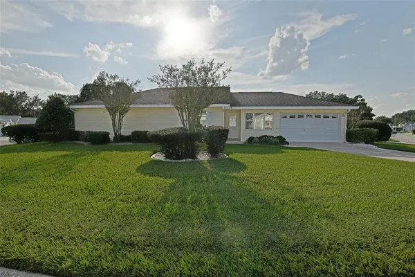 Property Slideshow image 3 of 27 | 10046 se 175th st, Summerfield, FL, 34491