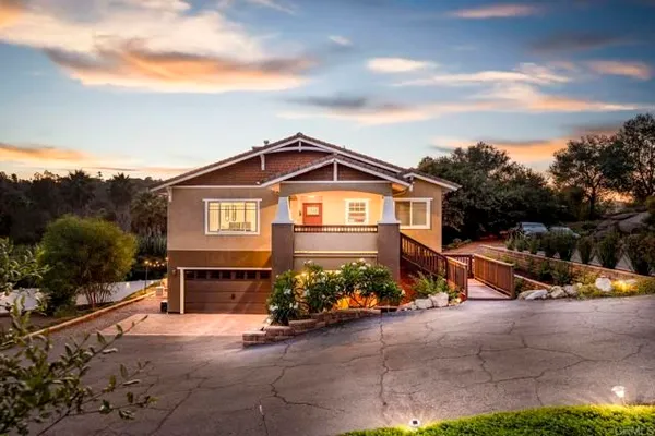 Property Slideshow image 3 of 71 | 27636 mountain meadow rd, Escondido, CA, 92026