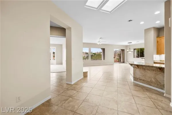 Property Slideshow image 3 of 37 | 2868 foxtail creek ave, Henderson, NV, 89052