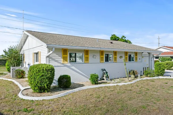 Property Slideshow image 3 of 28 | 606 la jolla ave, Sun City Center, FL, 33573