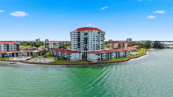 Property Slideshow image 2 of 44 | 6265 sun blvd 1204, St Petersburg, FL, 33715